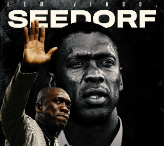 Seedorf chega ao Brasil nesta quarta e comanda primeiro treino no Corinthians