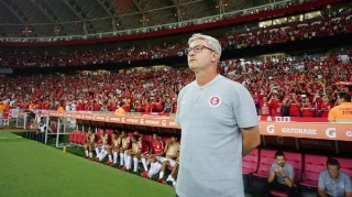 Odair Hellmann comandará o time reserva do Internacional na partida deste domingo. Foto: Ricardo Duarte/Internacional/Via UOL