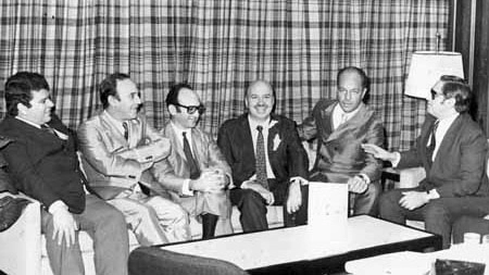 Da esquerda pra direita: O narrador de TV Fernando Sasso, Rui Viotti (cunhado do falecido João Saldanha), Walter Abrahão, pessoa não identificada, Rui Porto e Filpo Nuñez.