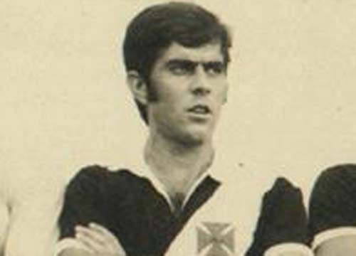 Moacir  - Ex-zagueiro do Vasco