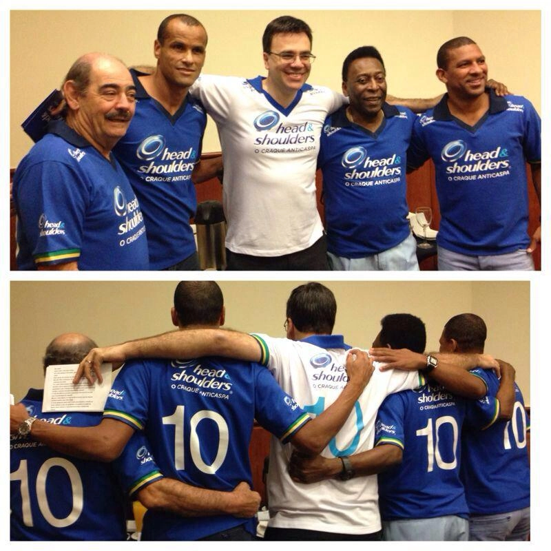 Em novembro de 2013, os garotos-propaganda da Head & Shoulders: Rivellino, Rivaldo, Mauro Beting, Pelé e Djalminha. Foto: arquivo pessoal de Mauro Beting