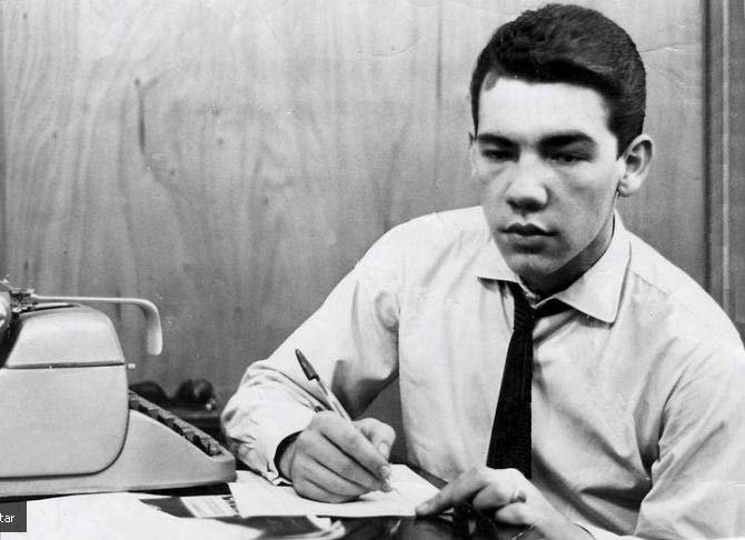 Em 1964, então com 18 anos, na redação da Revista Edição Extra. Foto: arquivo pessoal de João Leite Neto