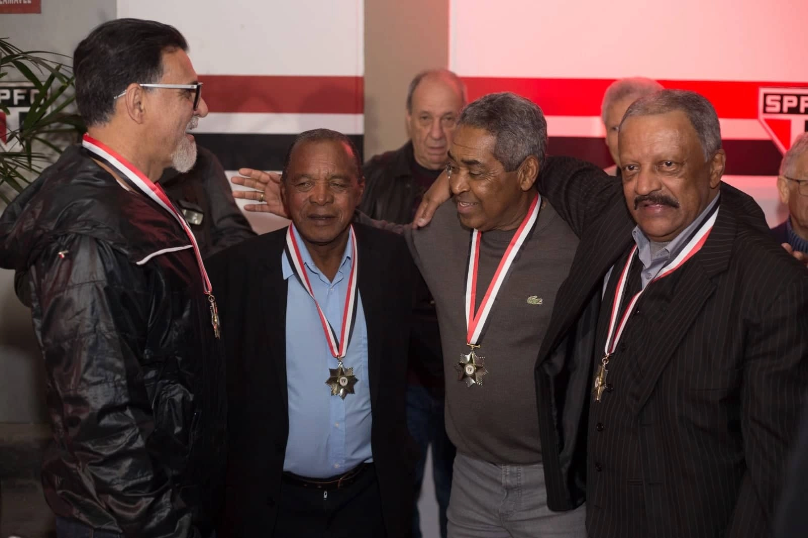 Ricardo Rocha, Paraná, Terto e Zé Carlos Serrão em 7 de agosto de 2018 no Morumbi, noite de inauguração do `Caminho dos Ídolos´ do São Paulo Futebol Clube. Foto: arquivo pessoal de Zé Carlos Serrão 