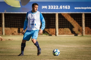 Edilson, lateral do Cruzeiro. Foto: Divulgação