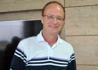 Rog&eacute;rio Assis, o Canh&atilde;o