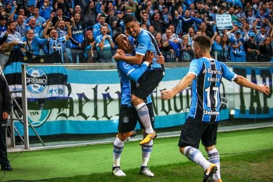 Grêmio larga em vantagem contra o SulBrasil na semifinal do