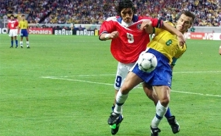 Em três mundiais, brasileiros venceram os chilenos com ampla facilidade