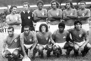 Em pé: Alexandre, Chicão, Jorge Fernandes, Dema, Curió e David. Agachados: Fernandinho, Nato, Ary, Lúcio e Crispim.