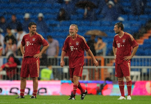 Paul Braitner é só alegria na partida comemorativa entre Real Madrid e Bayern de Munique. Foto: iG/AFP