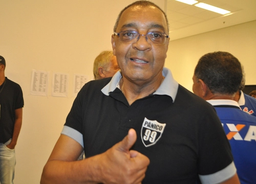 Basílio - Ex-meia do Corinthians e herói de 77