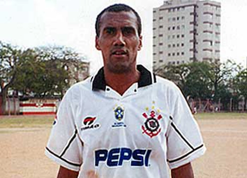 Pedro Paulo - Ex-zagueiro do Santos