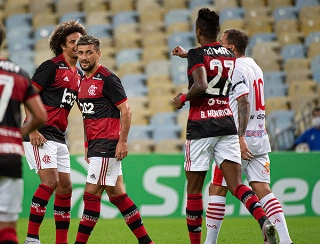 Novo impasse após o retorno da última quarta-feira. Foto: Alexandre Vidal/Flamengo