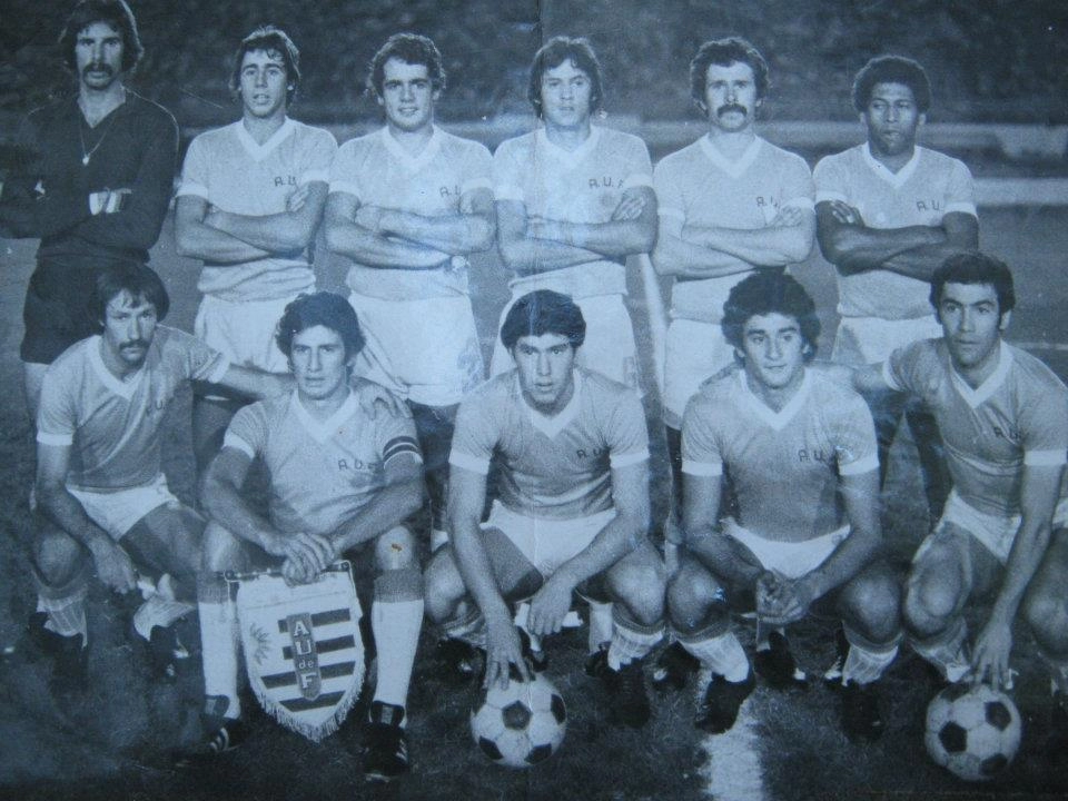 Seleção uruguaia em 1977. O primeiro em pé é Rodolfo Rodriguez e o último é Sergio Ramírez. Embaixo o segundo é Fernando Morena e o quarto é Dario Pereyra