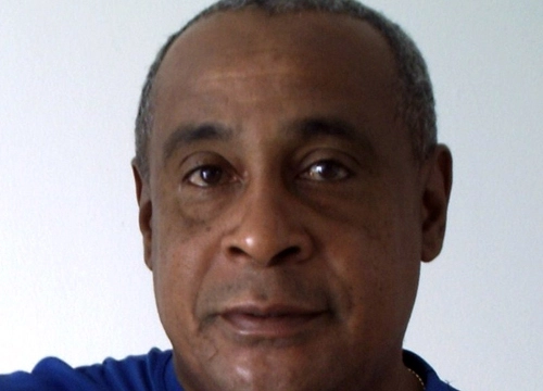 P&iacute;ter  - Ex-ponta-direita do Corinthians e Goi&aacute;s