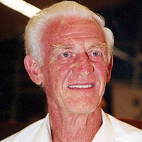 Ponce  - Ex-centroavante da Ferrovi&aacute;ria, Botafogo-SP e Francana