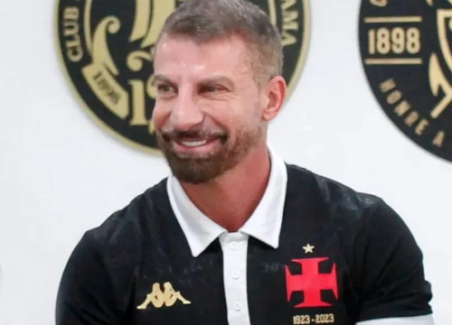 Pedrinho  - Ex-meia do Vasco e Palmeiras 