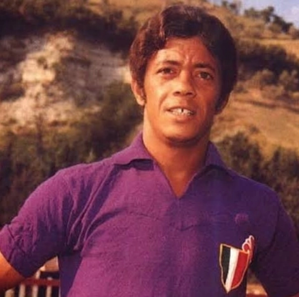 Pela Fiorentina, clube que defendeu entre 1967 e 1971. Foto: Divulgação
