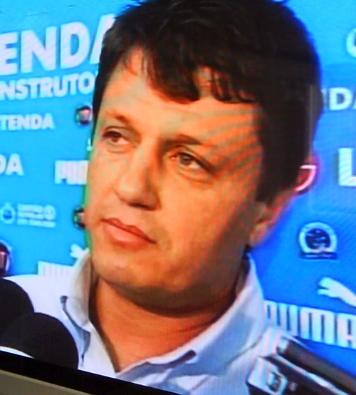 Adílson em 2008, quando dirigia o Cruzeiro de Belo Horizonte.