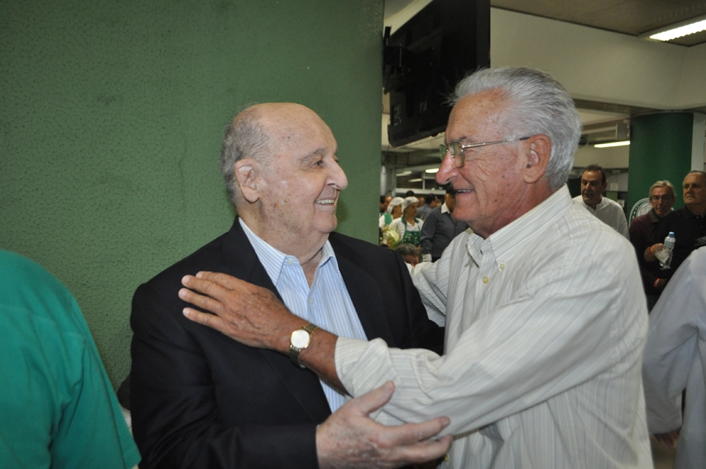 Rubens Minelli e Dudu em 26 de setembro de 2015, na festa de veteranos do Palmeiras, no restaurante do clube. Foto: Marcos Júnior/Portal TT