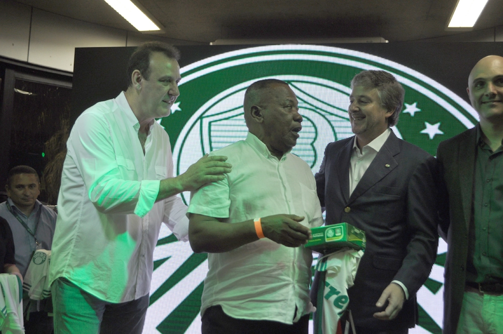 Em 26 de setembro de 2015, na festa de veteranos do Palmeiras, no restaurante do clube. Da esquerda para a direita: Roberto Silva, Reinaldo Lapão, Paulo Nobre e Mauricio Galiotte. Foto: Marcos Júnior/Portal TT