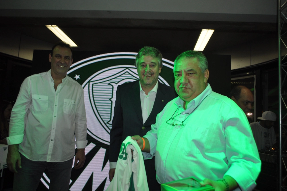 Em 26 de setembro de 2015, na festa de veteranos do Palmeiras, no restaurante do clube. Roberto Silva, Sorage e Paulo Nobre. Foto: Marcos Júnior/Portal TT