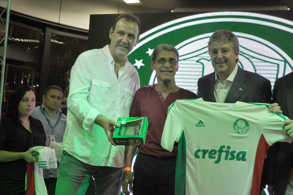 Em 26 de setembro de 2015, na festa de veteranos do Palmeiras, no restaurante do clube. Roberto Silva, Zezinho e Paulo Nobre. Foto: Marcos Júnior/Portal TT