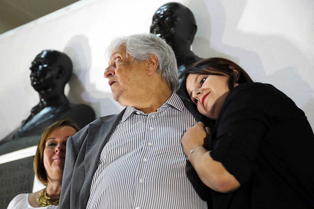 Dona Silvia, Modesto Roma e Marina, em 23 de junho de 2015. Foto: Pedro Ernesto Guerra Azevedo/Santos FC