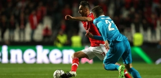 Jonas decide no fim e Benfica larga na frente do Zenit por vaga nas quartas