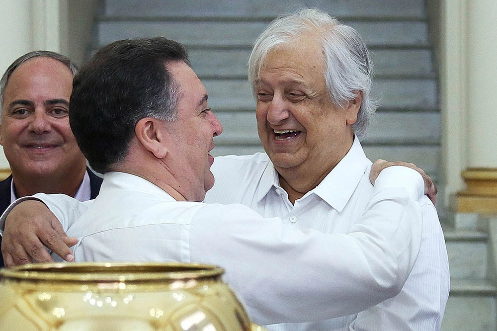 Encontro de presidentes. Marcelo Teixeira e Modesto Roma, nas depências do Santos, em 12 de maio de 2016. Foto: Pedro Ernesto Guerra Azevedo/Santos FC