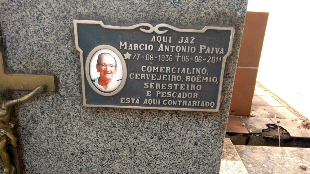 O grande comercialino Marcio Antonio Paiva, acompanhou de perto a carreira de Tomires ao longo de sua vida