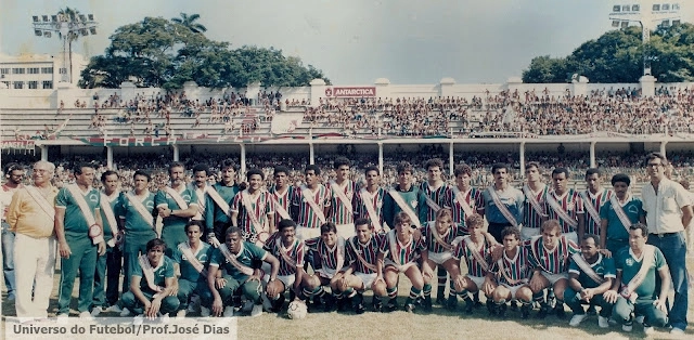 Em p&eacute;, da esquerda para a direita: Castro Gil, Arnaldo Santiago, Alcir Laranja, Nelsinho, L&uacute;cio Novelli, Assis, Ricardo Lopes, Aldo, Rog&eacute;rio, Marc&atilde;o, Ricardo Gomes, Edson Souza, Paulo Victor, Vica, Jandir, Ricardo Cruz, Branco, Get&uacute;lio, Renato, Aloisio e Jos&eacute; Dias. Agachados, da esquerda para a direita: Travassos, Everaldo, Edir, Washington, Romerito, Delei, Leomir, Ren&ecirc;, Paulinho, Betinho, Tato e Edson Ximbica. Enviou: Gilvannewton Souza