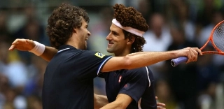 Sérvio abriu um processo contra o governo por causa da dívida em dezembro de 2015