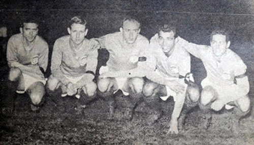 Um grande ataque na Espanha. Da esquerda para a direita, Miguel, Kopa, Di Stefano, Vav&aacute; e Gento. Prov&aacute;vel combinado entre Atl&eacute;tico e Real de Madrid. Foto enviada por Jos&eacute; Eust&aacute;quio