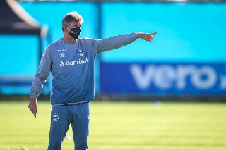 Tricolor, comandado por Renato, terá o Inter como primeiro adversário no Estadual. Foto: Lucas Uebel / Grêmio FBPA