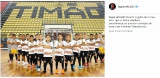 Filho do lateral à frente da equipe sub-8 do futsal do Timão. Foto: Reprodução/Instagram