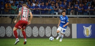 Cruzeiro faz acordo com Mineirão e mudará local da faixa "Toca da Raposa 3"