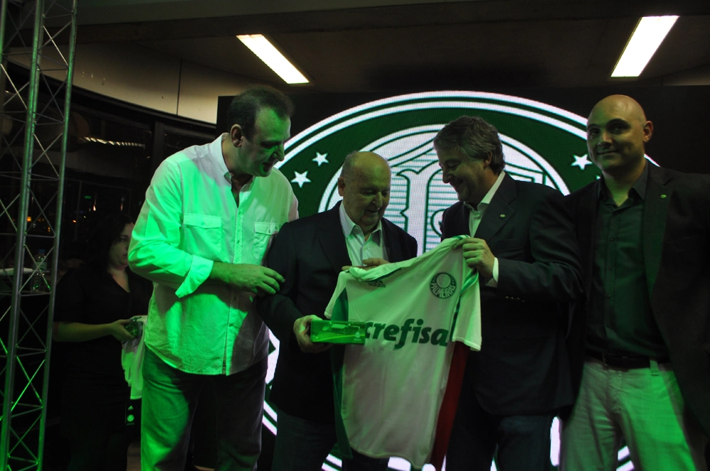 Em 26 de setembro de 2015, na festa de veteranos do Palmeiras, no restaurante do clube. Roberto Silva, Rubens Minelli, Paulo Nobre e Maurício Galiotte. Foto: Marcos Júnior/Portal TT