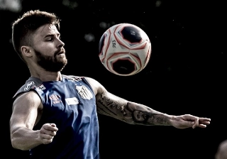 Os representantes do atleta aguardam a manifestação da Justiça. Foto: Ivan Storti/Santos FC