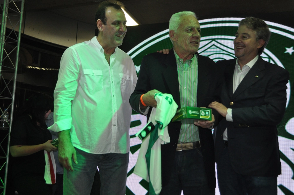 Em 26 de setembro de 2015, na festa de veteranos do Palmeiras, no restaurante do clube. Roberto Silva, Chicão e Paulo Nobre. Foto: Marcos Júnior/Portal TT