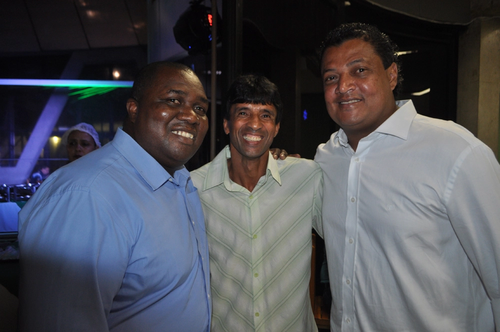 Gérson Caçapa, Índio e Tonhão em 26 de setembro de 2015, na festa de veteranos do Palmeiras, no restaurante do clube. Foto: Marcos Júnior/Portal TT