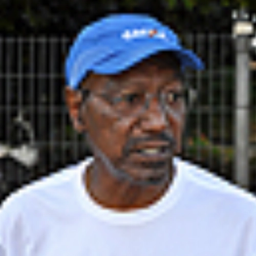 Nelson Prudêncio  - Ex-atleta de salto triplo e professor
