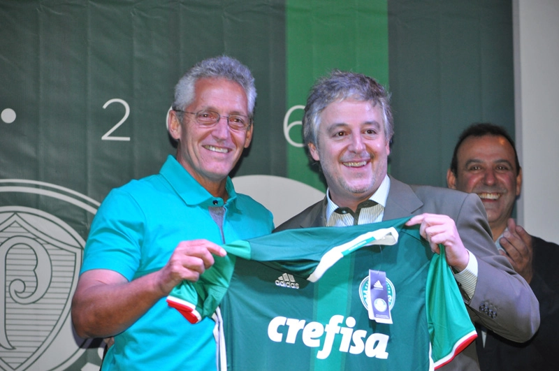 Polozzi e Paulo Nobre na festa em homenagem aos ex-jogadores do Palmeiras, em 23 de setembro de 2016, no Palestra Itália. Foto: Marcos Júnior Micheletti/Portal TT 