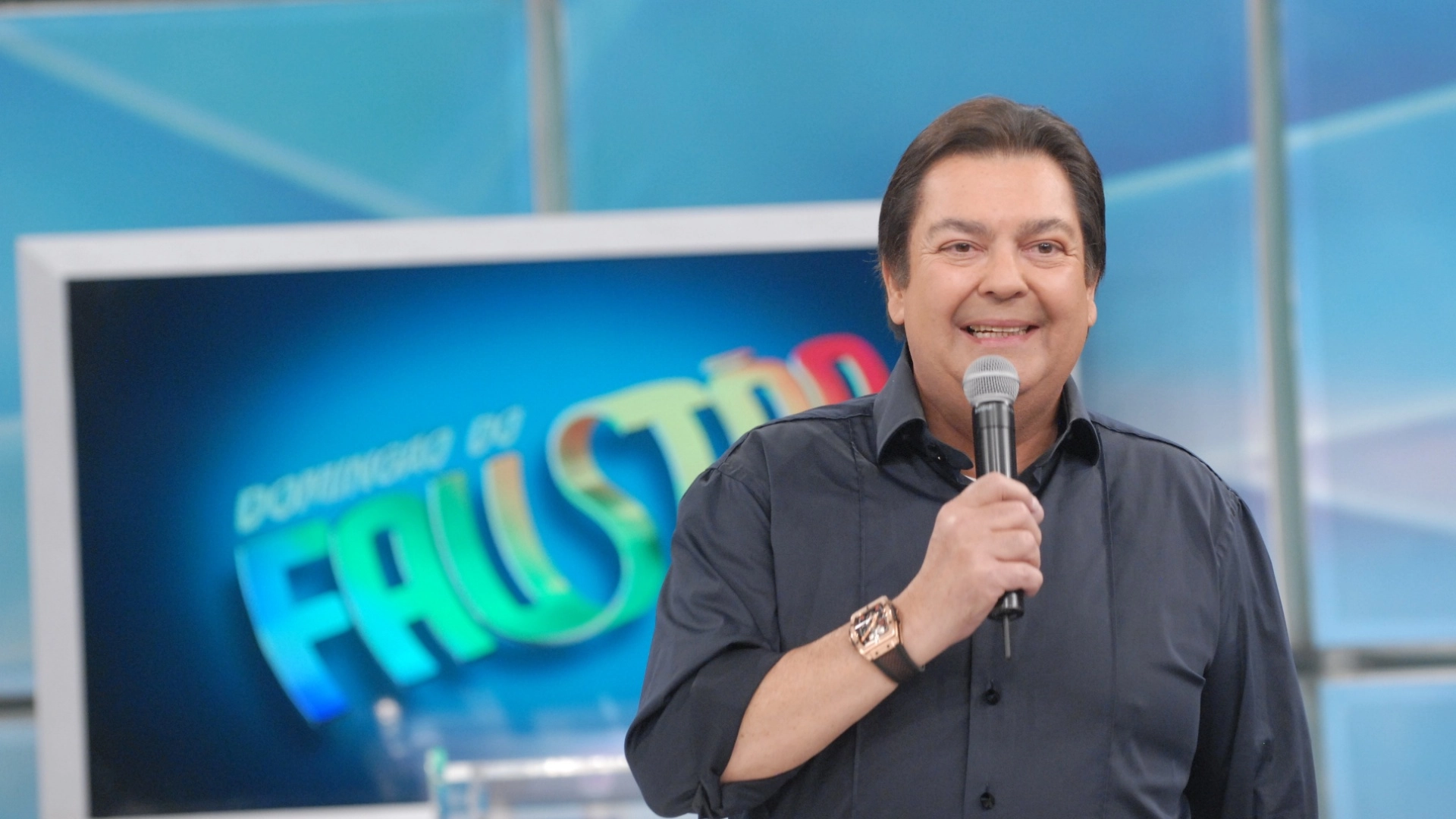 A primeira vez que vi Fausto Silva, aquele que nasceu para fazer o bem!