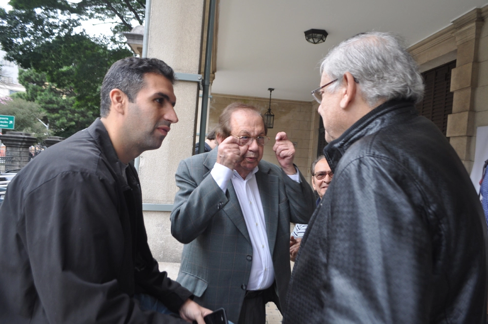 Estevan Ciccone, Salomão Ésper e Milton Neves em 6 de maio de 2015 na Casa das Rosas, dia de gravação especial da Rádio Bandeirantes. Foto: Marcos Júnior/Portal TT