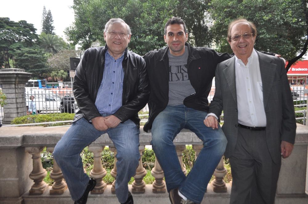 Milton Neves, Estevan Ciccone e Salomão Ésper em 6 de maio de 2015 na Casa das Rosas, dia de gravação especial da Rádio Bandeirantes. Foto: Marcos Júnior/Portal TT