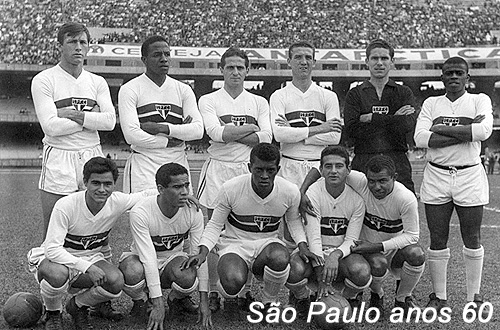 Em pé: Bellini, Jurandir, Riberto, Leal, Suli e Deleu. Agachados: Cecílio Martinez, Baiano, Benê, Cido e Canhoteiro