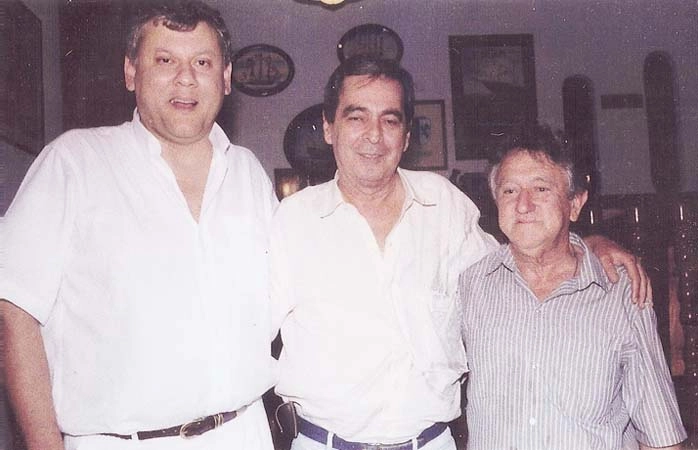 Em sua casa, em Muzambinho, Milton recebendo dois Beneditos queridos. Ao centro, Benedito Rui Barbosa e à direita, Benedito Dino