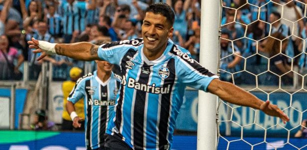 Su Rez O Estreante Goleador Com Ta A Que Fez O Gr Mio Esquecer O Inferno Da S Rie B Not Cias