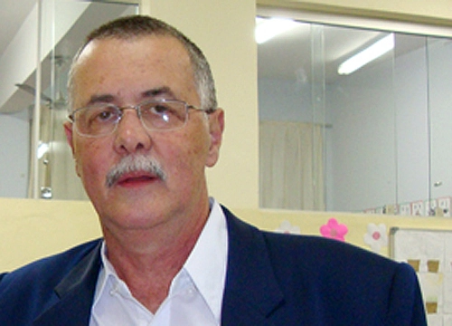 Almírio José Borelli, o Mizé - Dentista e ex-lateral direito de Muzambinho