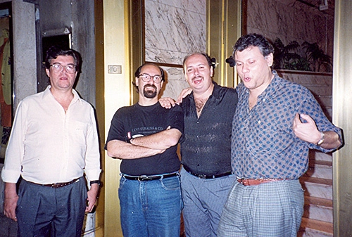 Roma, 1990: José Carlos Guedes, Wanderley Nogueira, Nilson César e Milton Neves. Era a Copa da Itália pela Jovem Pan.
